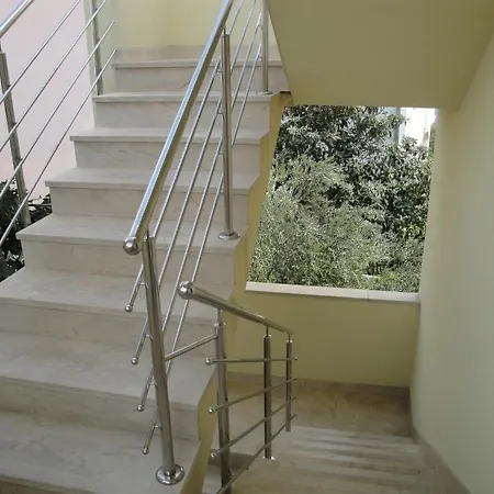 Vito Apartmán